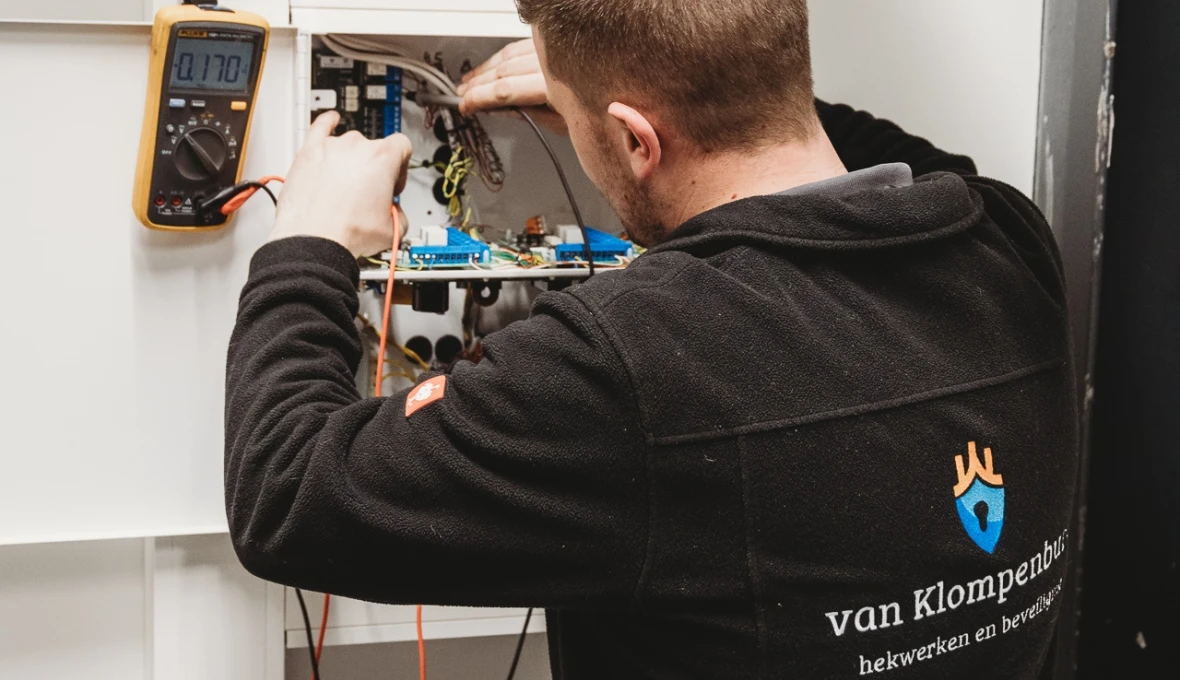 Monteur Beveiligingstechniek 23